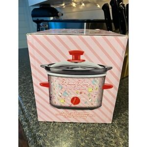 New Hello Kitty And Friends Slow Cooker 2 Quart 3 Heat Settings Pink